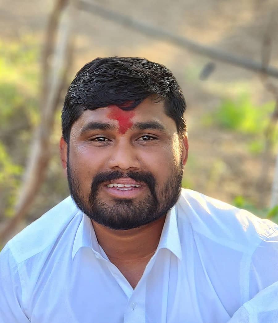 <div class="paragraphs"><p>ರವಿ ಮೇಲಿನಮನಿ</p></div>